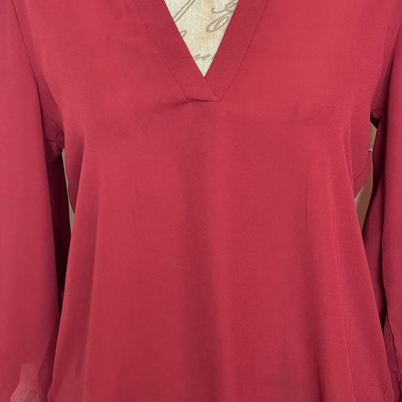 Lush Blouse Size Medium Red Popover V Neckline Rolled up Cuffs Christmas Holiday - Picture 3 of 12